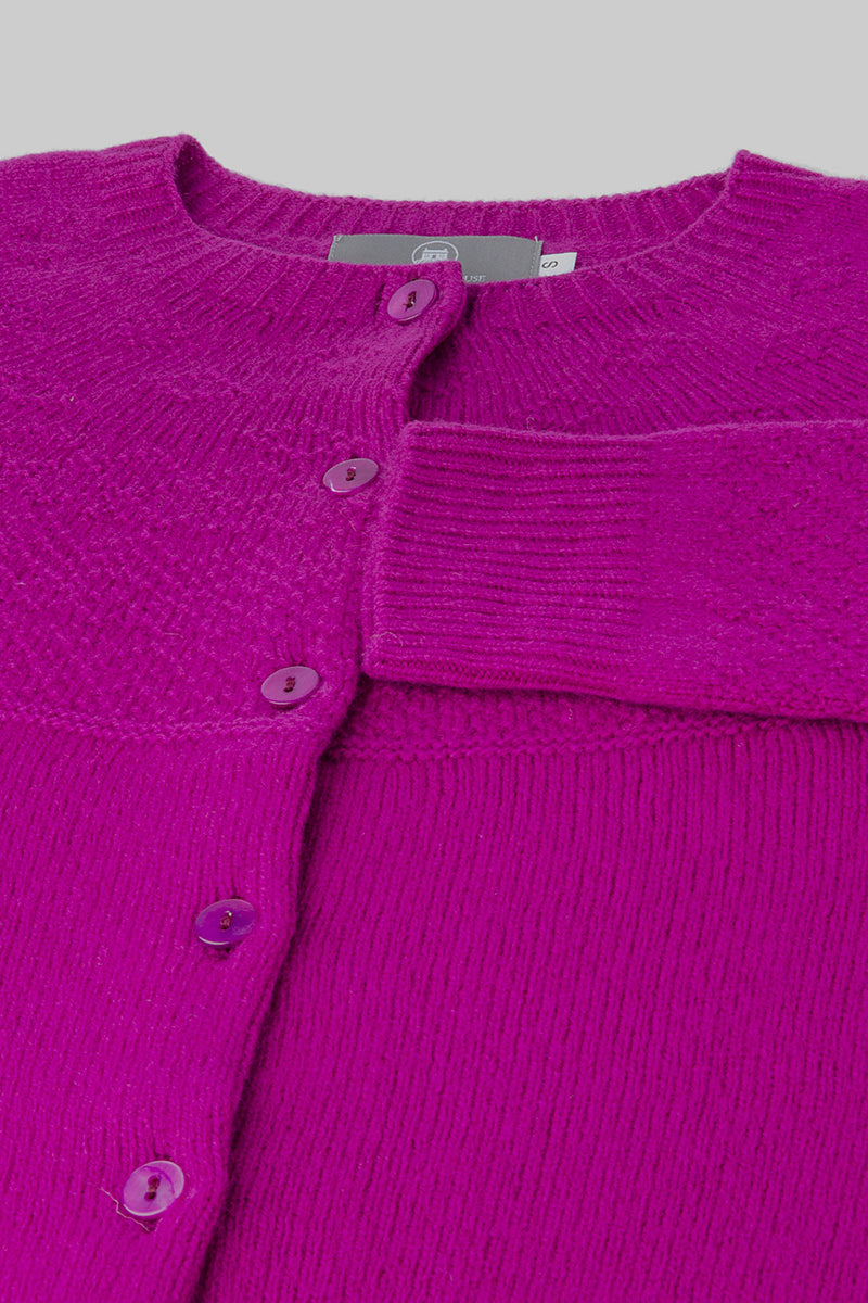 Ladies Gansey Cardigan fuchsia pink close up
